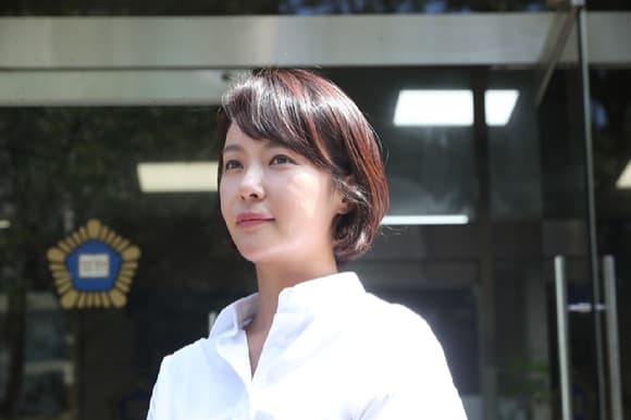 Hwang Jung-eum Faces Embezzlement Charges, Prosecutors Seek 3-Year Sentence